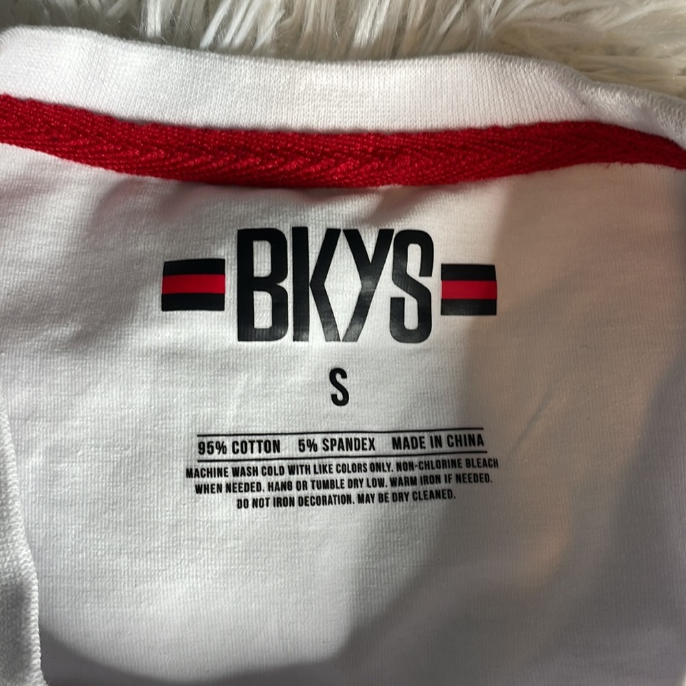 BKYS - Black Keys Lucky Charm Tee Patch White Red Size S - Picture 5 of 7
